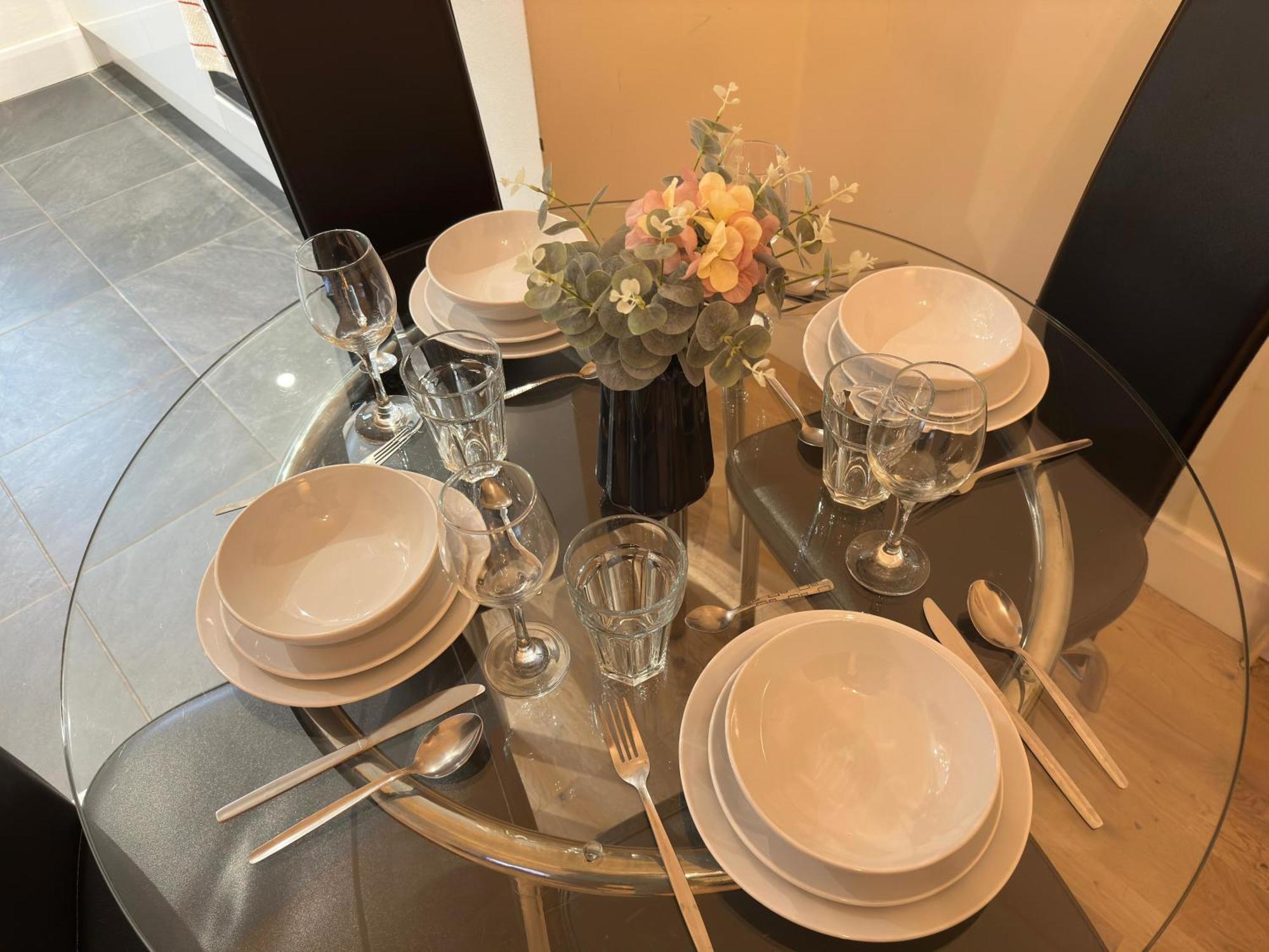 1-Bedroom Flat With Small Garden & Paid Parking In Finsbury Park, Highbury London Exteriör bild